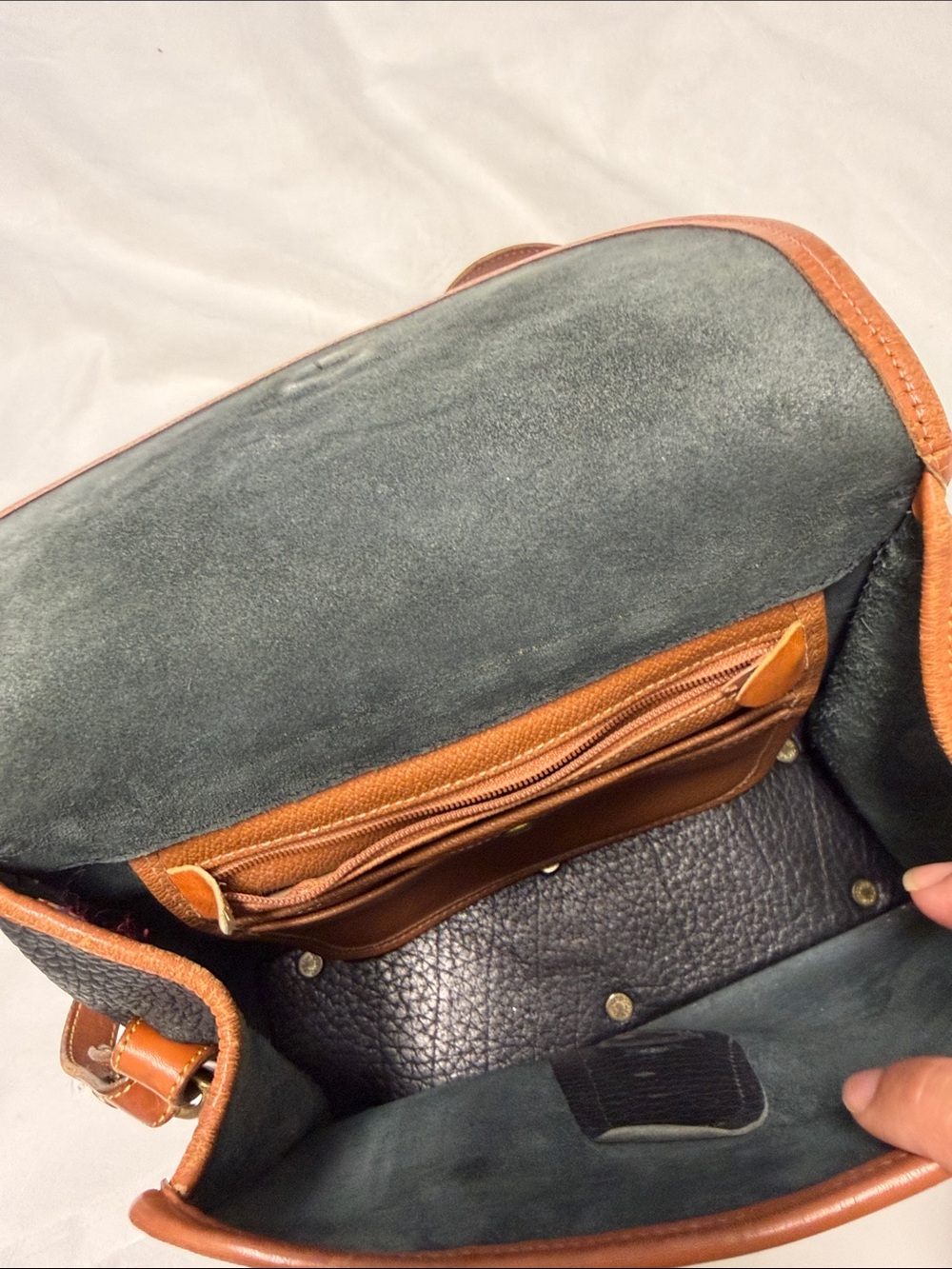 Dooney & Bourke Vintage Black Pebbled Leather Crossbody with Brown Trim - Picture 7 of 16